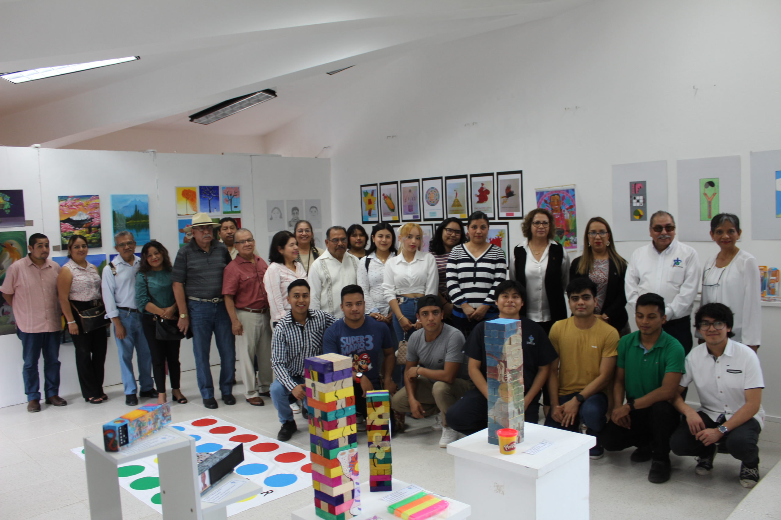 Exposiciones De Ex Alumnos Y Estudiantes Del Taller Libre De Artes