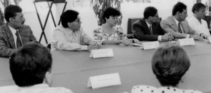 Celebración por los 50 años de la Universidad Veracruzana. Instalación del consejo editorial: Mario Vázquez Torres, Mario Muñoz, Esther Hernández Palacios, José Velasco Toro, Francisco Montfort y José Luis Rivas. 1994.