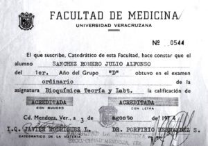 Boleta de calificación del alumno Julio Alfonso Sánchez Romero, 1974.