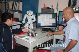 Estudiante de primaria visitó la UV 2