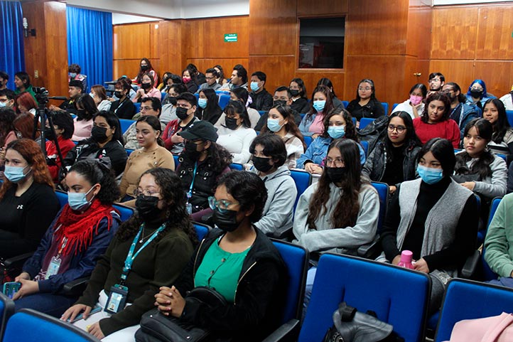 La comunidad universitaria de Psicología estuvo presente en los festejos de aniversario