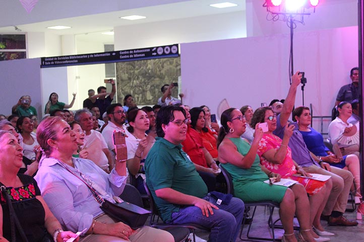 Asistentes disfrutaron de la presentación del repertorio de música ranchera en la USBI Poza Rica 