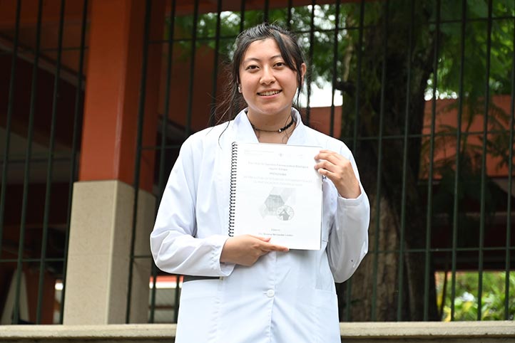 Gema Jaqueline Osorio estudia la Licenciatura en Biología en la Universidad de Guadalajara
