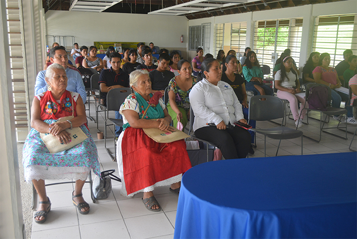 En la sede Totonacapan se abordaron las problemáticas a las que se enfrentan y algunas necesidades 