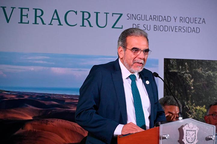 El rector subrayó el compromiso de la UV, a lo largo de 80 años, con la biodiversidad y su preservación