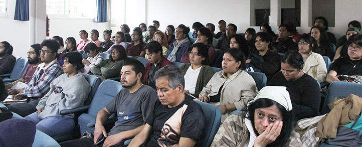 En la Unidad Académica de Humanidades impartió la conferencia “Mujeres y poder en las tierras bajas del área maya” 