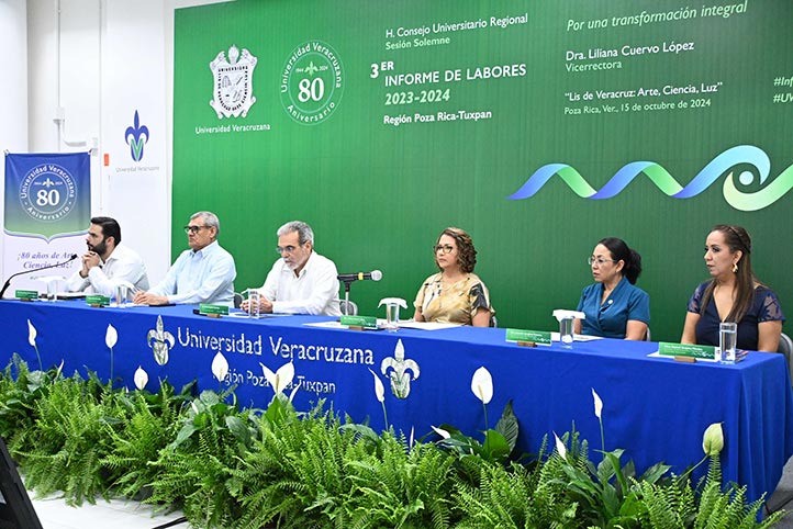 En sesión solemne del Consejo Universitario Regional, se presentó el 3er Informe de Labores de la actual vicerrectoría 