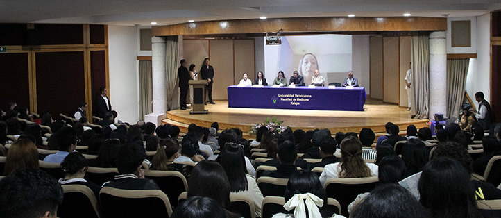 En el Museo de Antropología de Xalapa se efectúan las conferencias del 1er Congreso de la Facultad de Medicina de la UV 