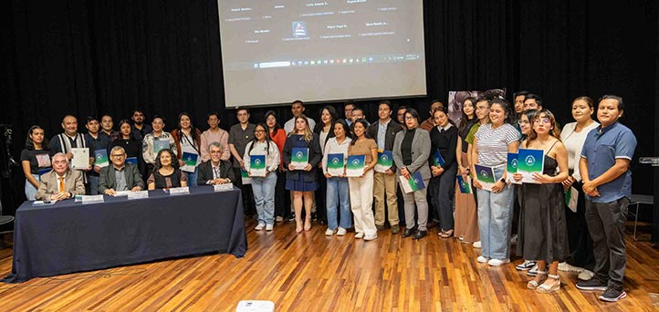 En el encuentro se entregaron reconocimientos a estudiantes que colaboran en los observatorios universitarios