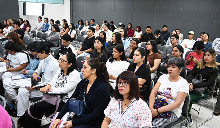 Estudiantes, académicos y ponentes se dieron cita en la USBI para atender al simposio 