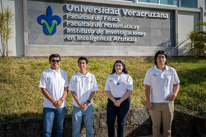 Jóvenes representantes de Veracruz en la olimpiada