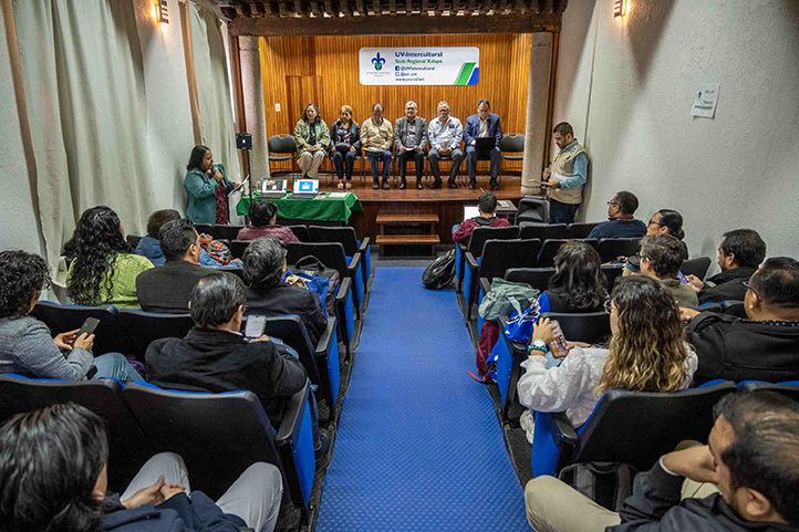 La Universidad Veracruzana Intercultural, sede Xalapa, albergó el Foro de Investigación Vinculada en Contextos Interculturales 