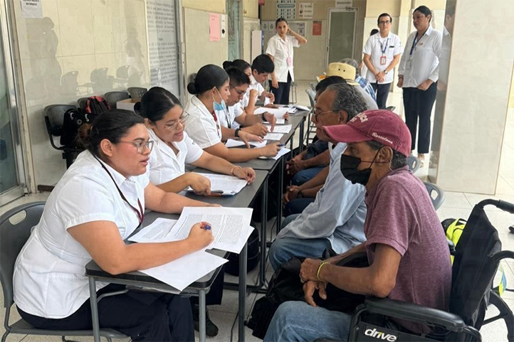 En las Terceras Jornadas Urológicas se atendió a más de 700 pacientes 