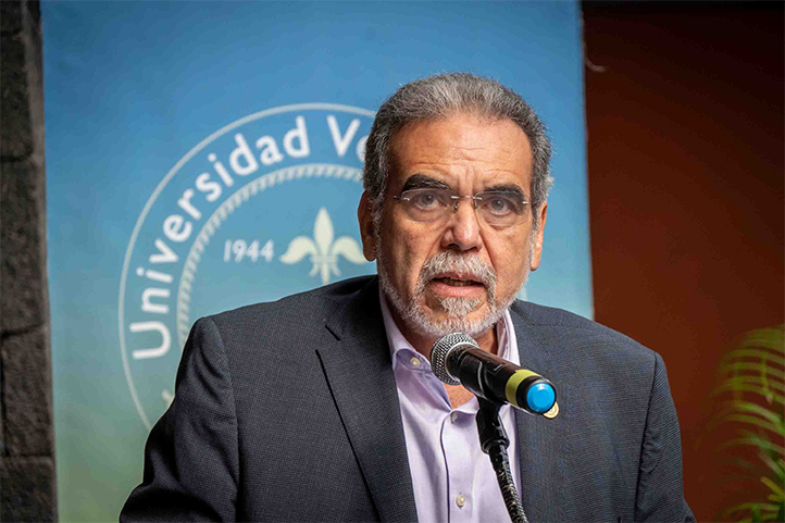 Martín Aguilar, rector de la UV, dijo que el Festival de la Inclusión busca sensibilizar y socializar el trabajo que se realiza a favor del tema, tanto en la institución como en la sociedad 