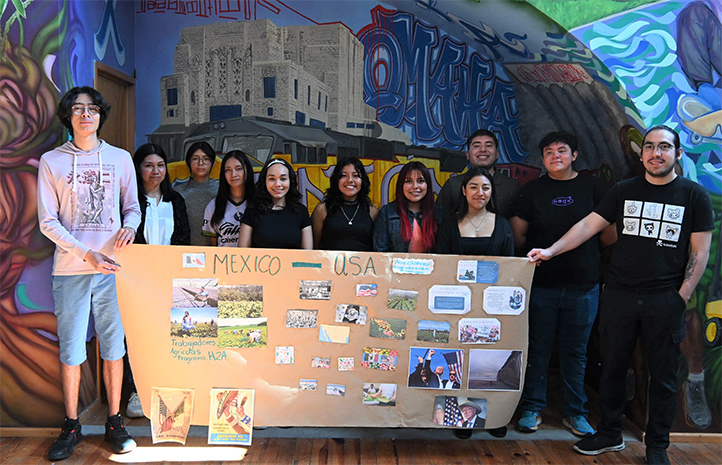 Alumnas y alumnos elaboraron periódico mural que refleja su reflexión de las relaciones México-Estados Unidos 