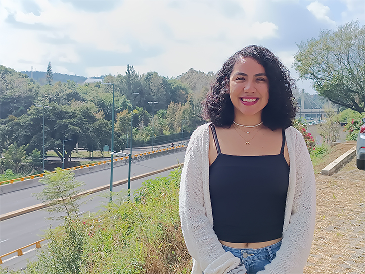 Patricia Luna Cano, estudiante de la Facultad de Química Farmacéutica Biológica