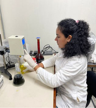 La alumna de QFB desarrolla investigación sobre efecto hipoglucemiante de dieta a base de plantas medicinales 