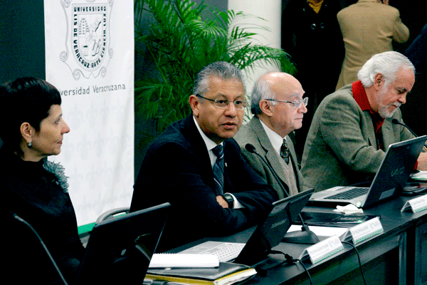 Raúl Arias Lovillo presidió la reunión de la Organización Universitaria Interamericana